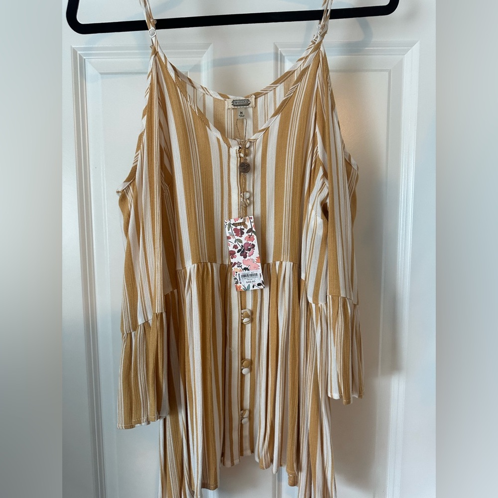 Gimmicks by BKE top size medium